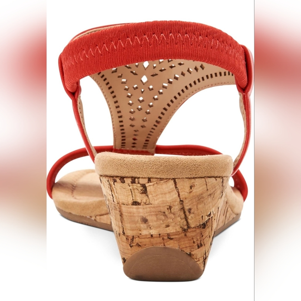 Alfani Womens Vacanzaa 2 Faux Leather T-Strap Wedge Sandals - Picture 2 of 4